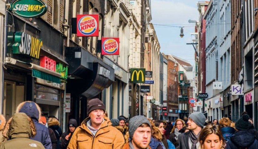 Consumers on a European high street